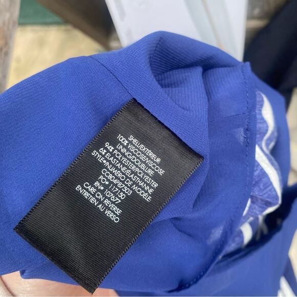 Alice and Olivia Striped Maxi Dress Grazi Off The Shoulder Blue size 6 - Picture 11 of 13